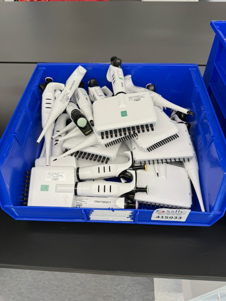 Image of Lot of Integra Multichannel Pipettes